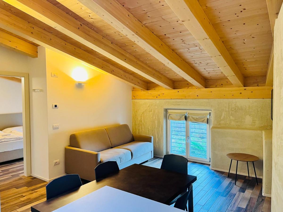 Albola Suite Holiday Apartments Riva del Garda Exterior foto